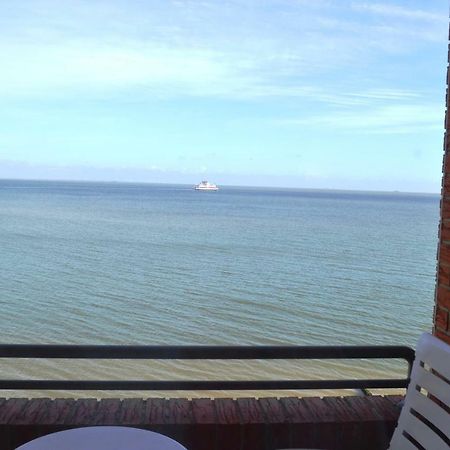 Ferienwohnung Im Strandhotel 비크아프포르 외부 사진